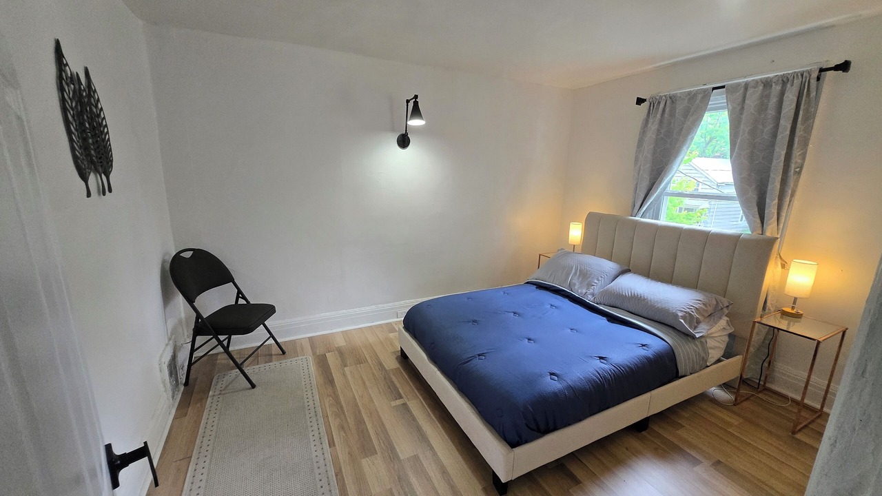 Photo of Bedroom in Niagara Falls