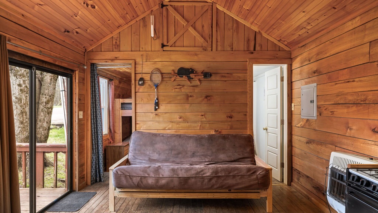 Photo of Livingroom in Russell
