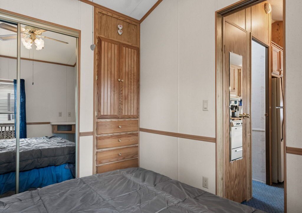 Photo of Bedroom in Russell