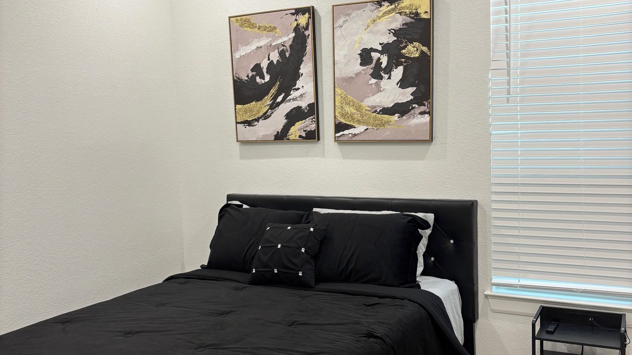 Photo of Bedroom in Foster Place
