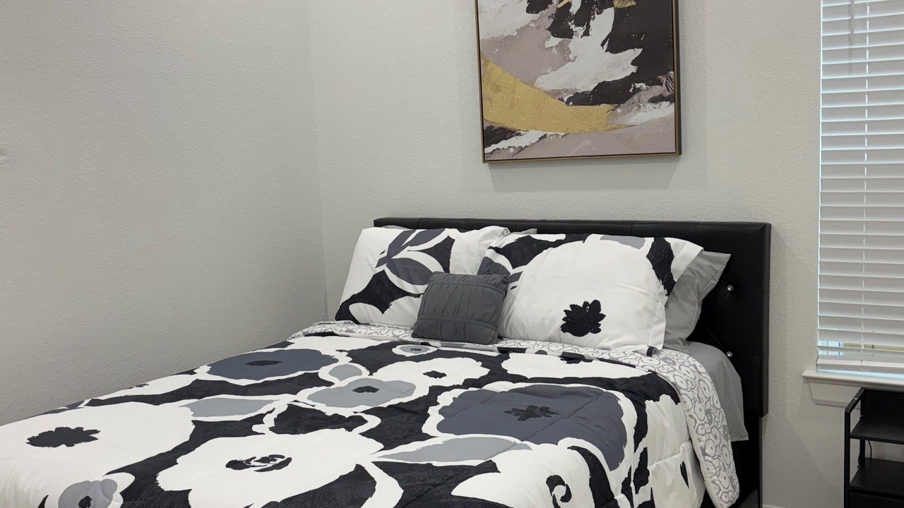 Photo of Bedroom in Foster Place