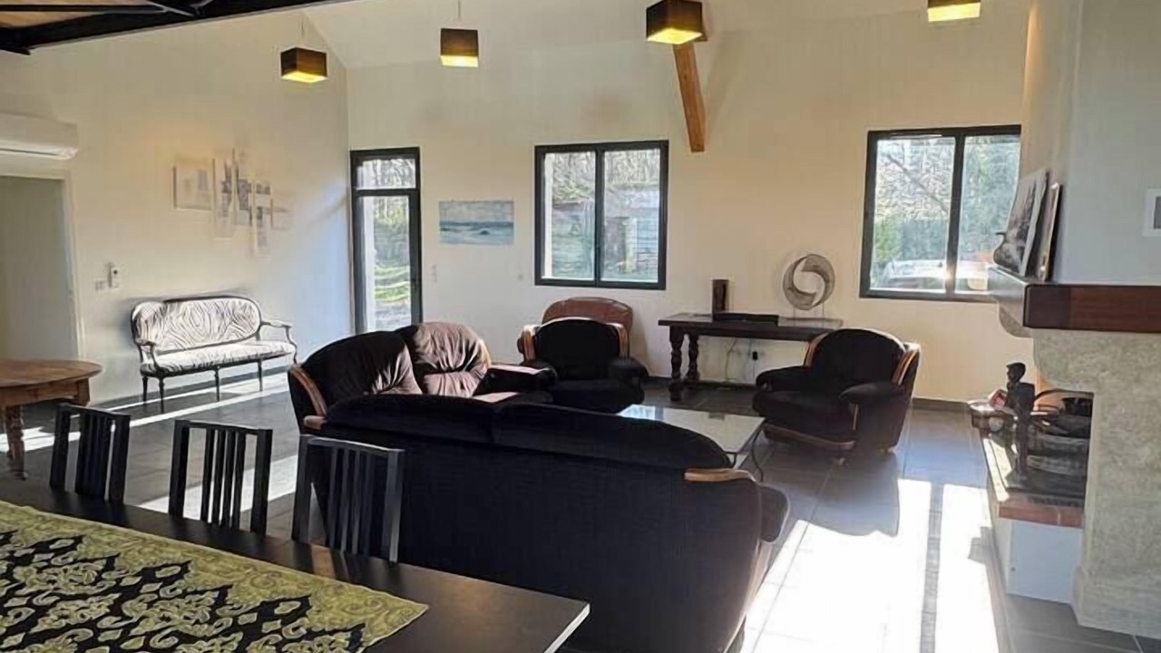 Photo of Livingroom in Tarasteix