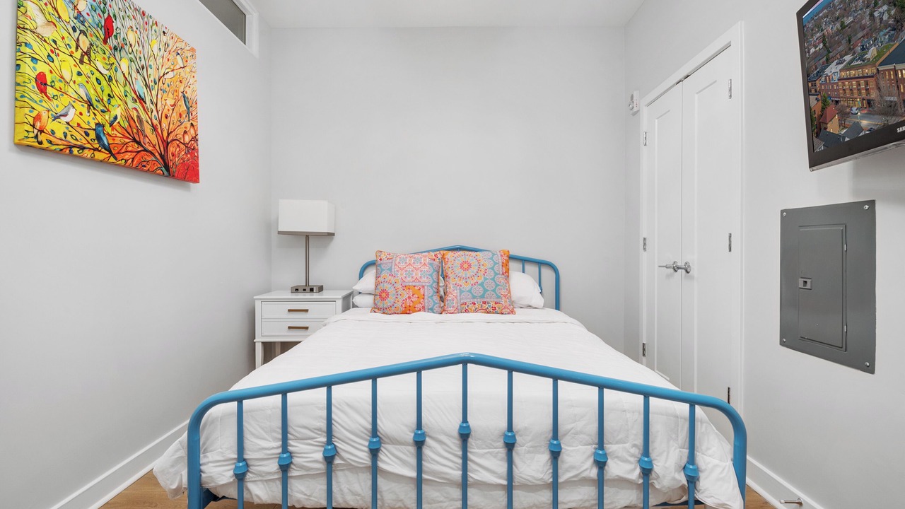 Photo of Bedroom in Murray Hill