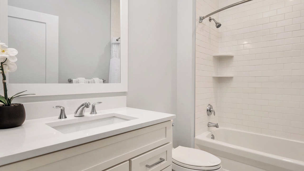 Photo of Bathroom in Murray Hill