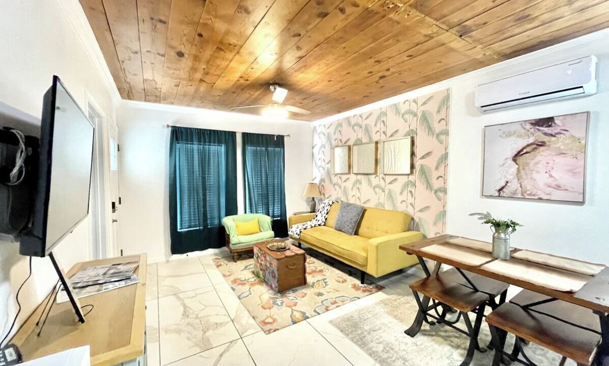 Photo of Livingroom in Southside