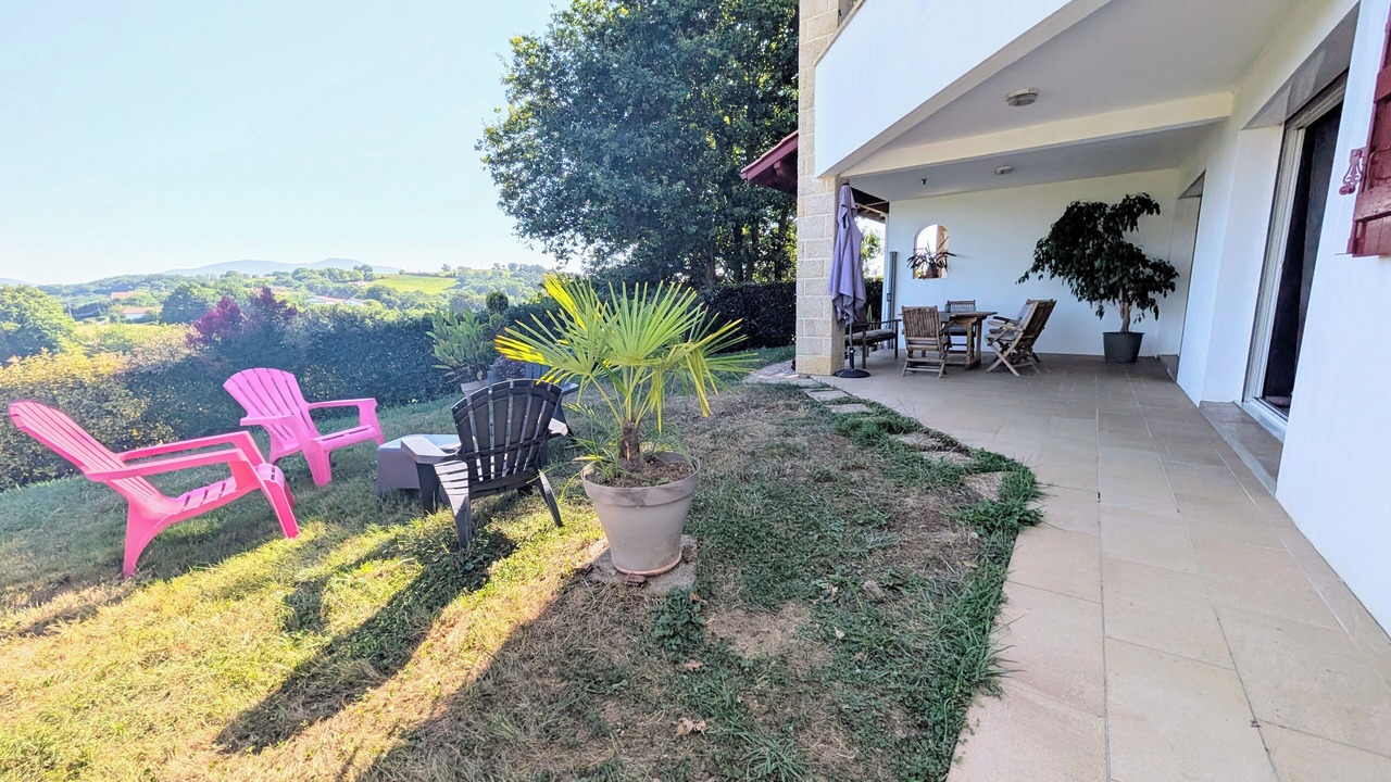 Photo of Patio Balcony in Hasparren