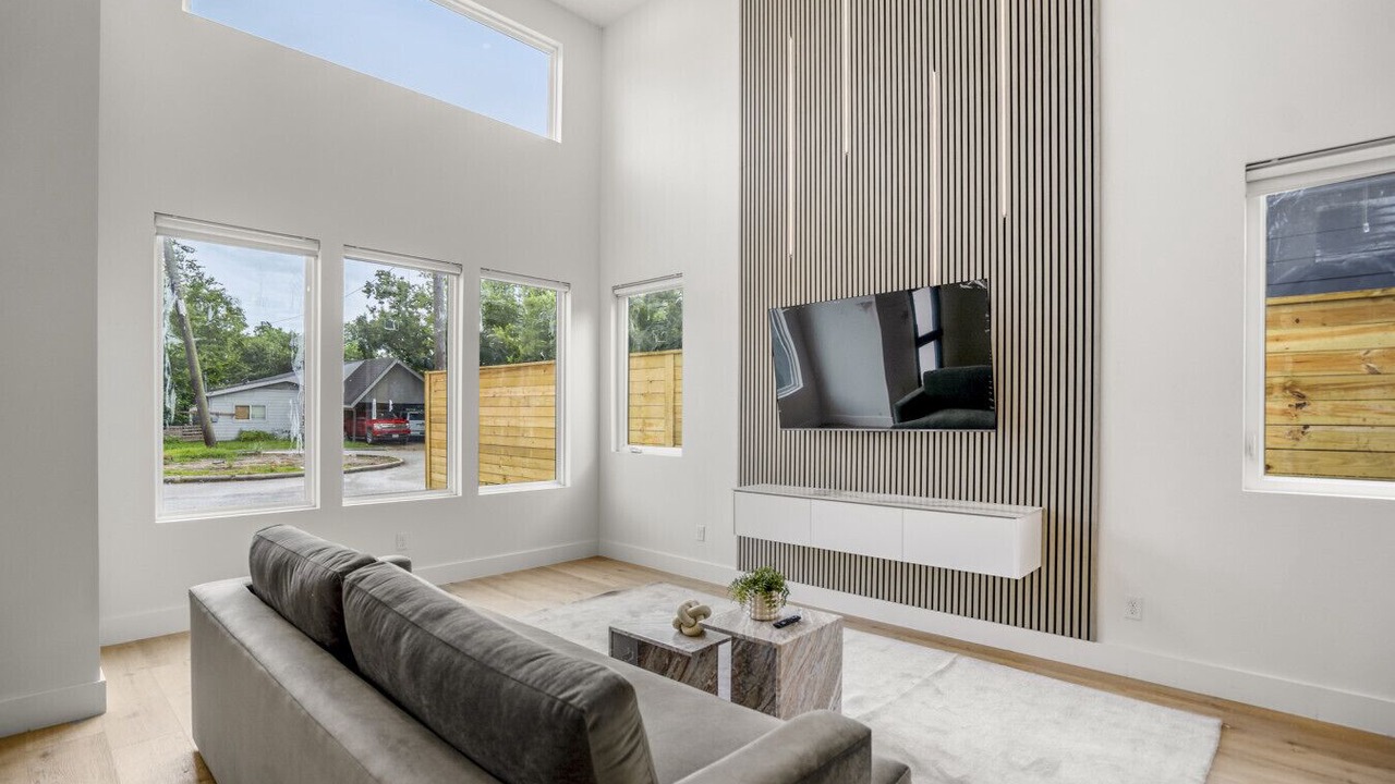 Photo of Livingroom in OST - South Union