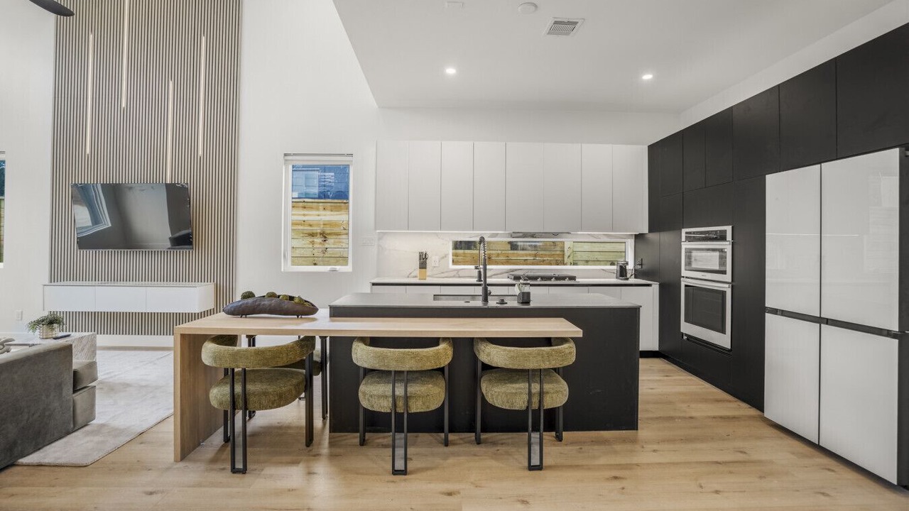 Photo of Kitchen in OST - South Union