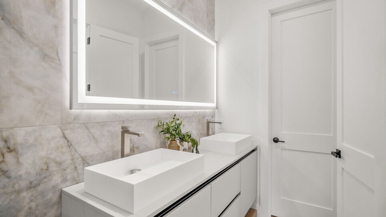 Photo of Bathroom in OST - South Union