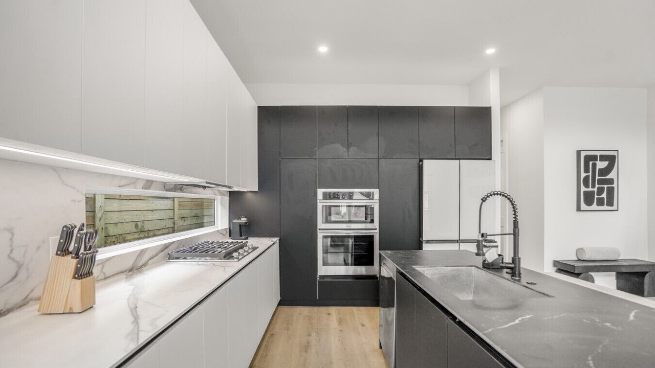 Photo of Kitchen in OST - South Union