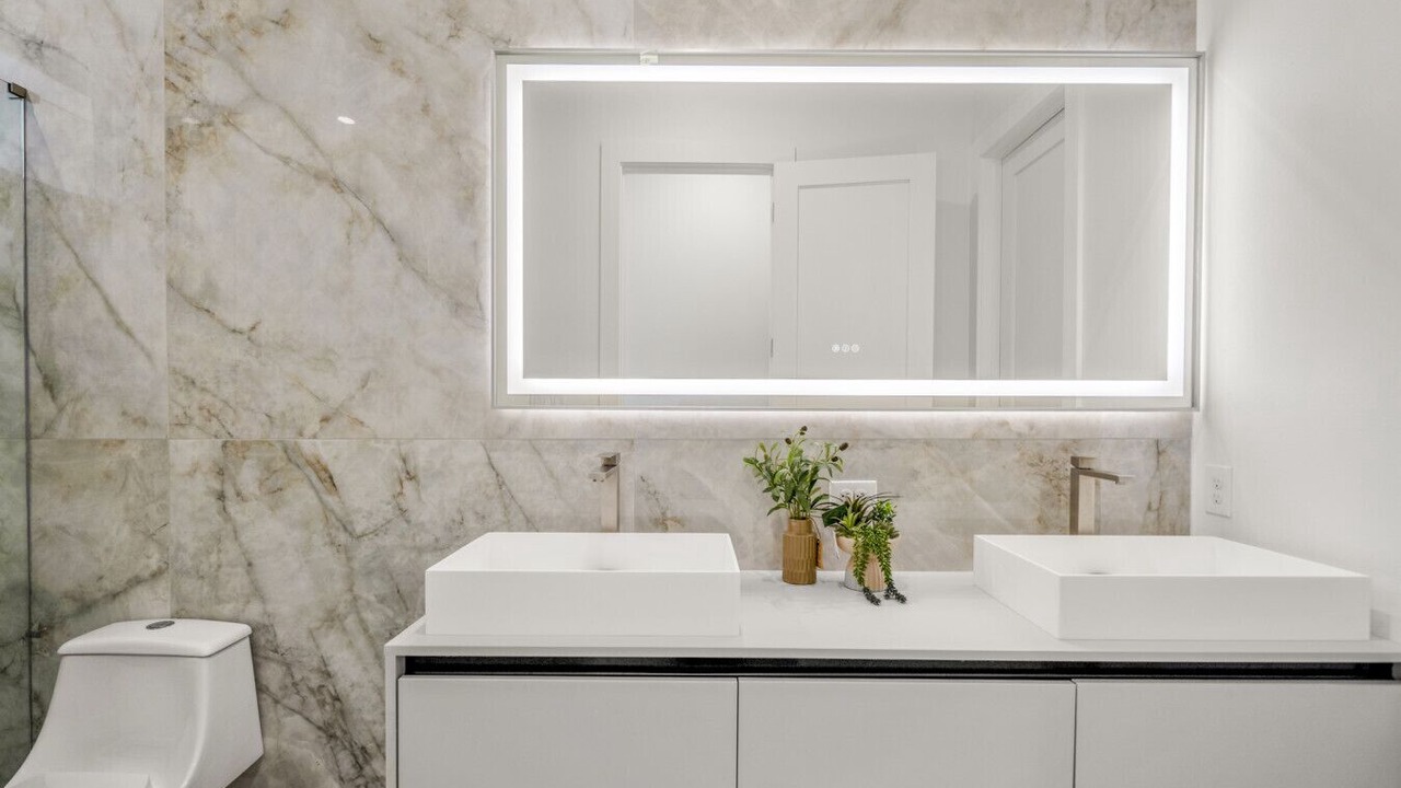 Photo of Bathroom in OST - South Union