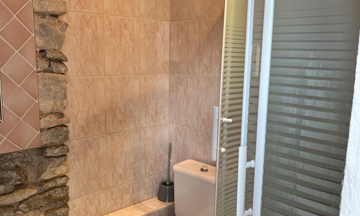 Photo of Bathroom in Alzonne
