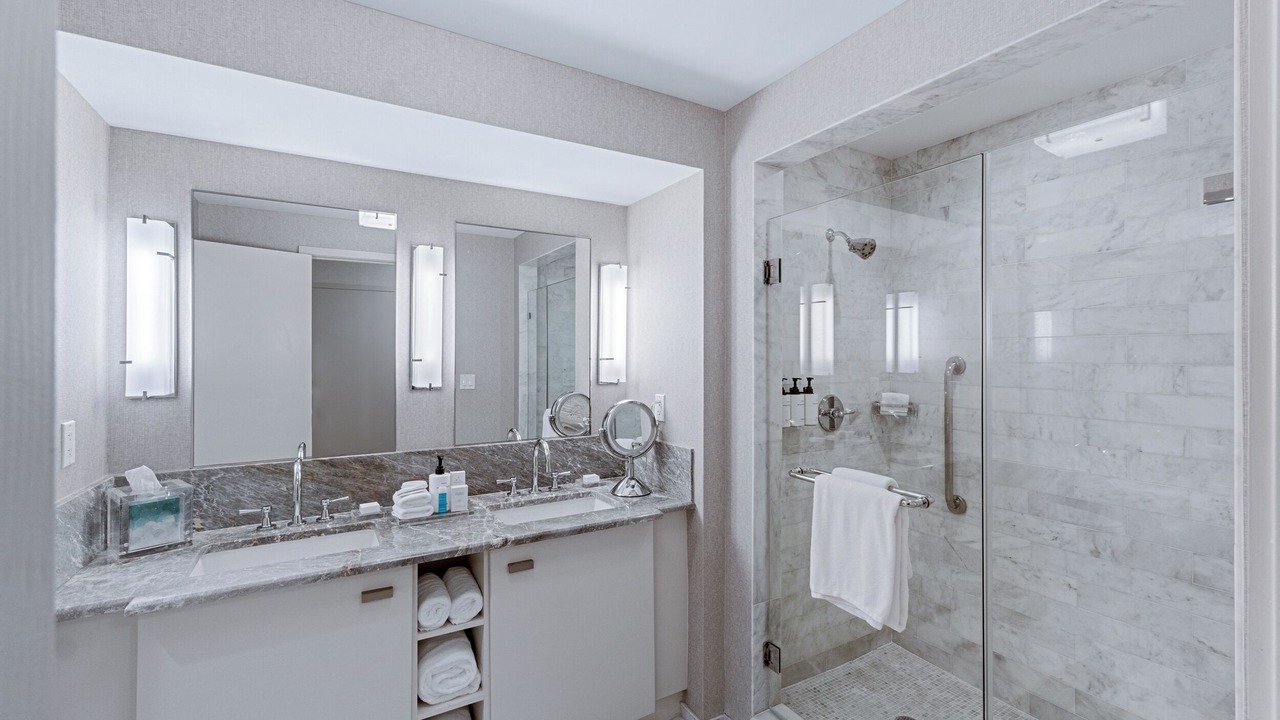 Photo of Bathroom in Central Beach