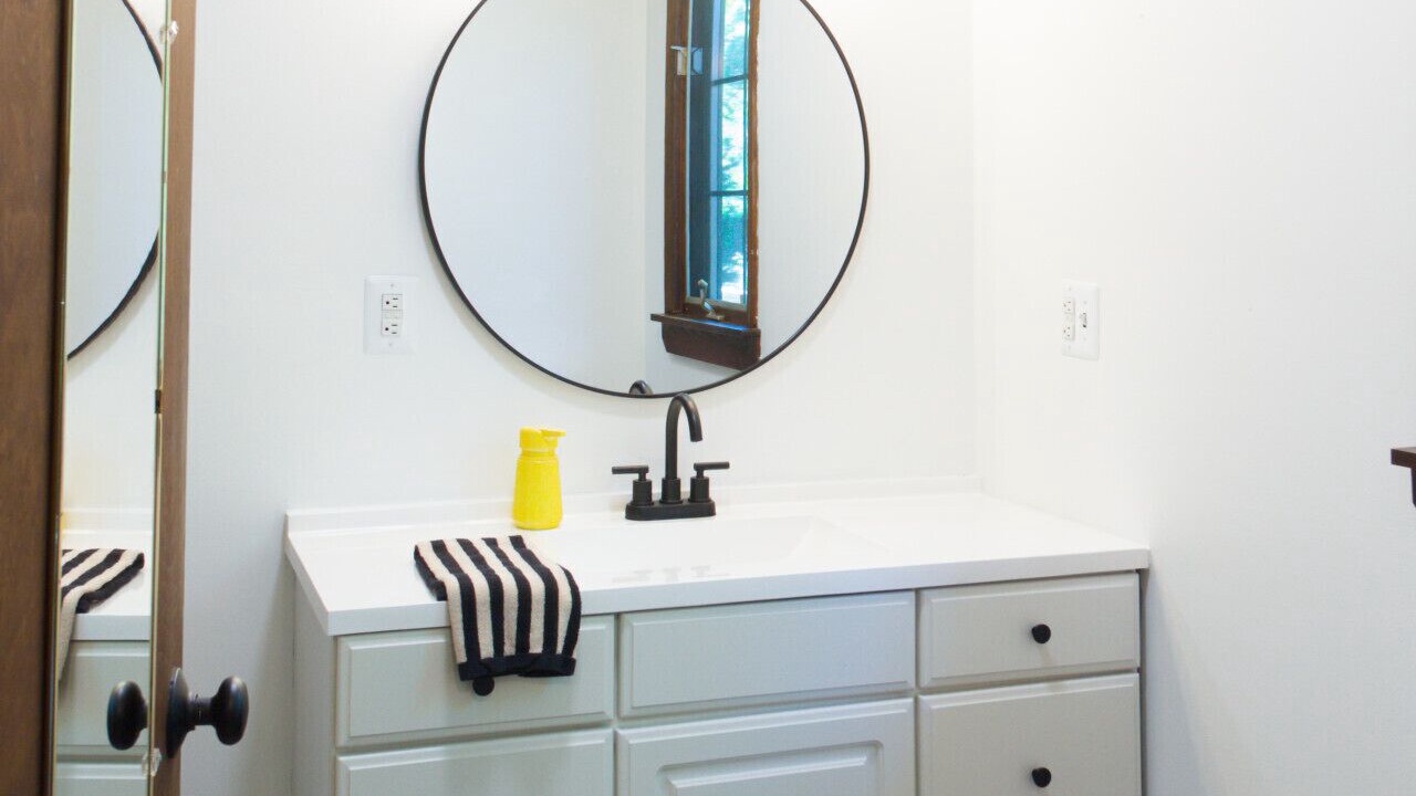 Photo of Bathroom in Twin Lake