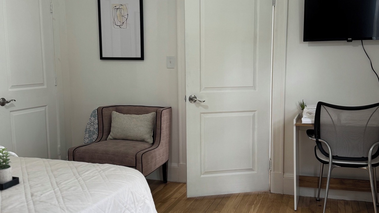 Photo of Bedroom in Quincy