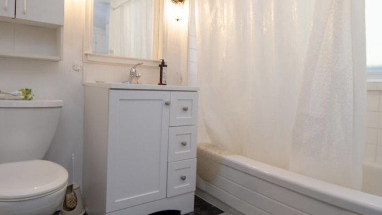Photo of Bathroom in Douro-Dummer
