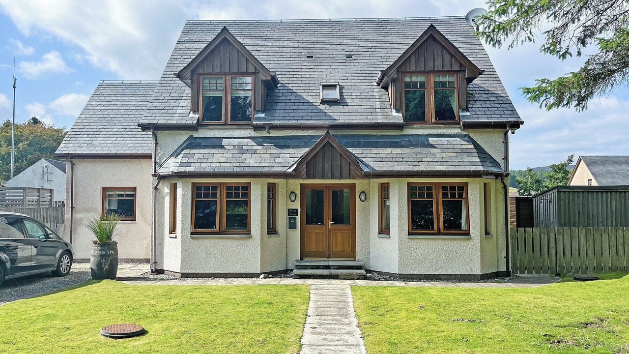 Photo of Others in Dalwhinnie