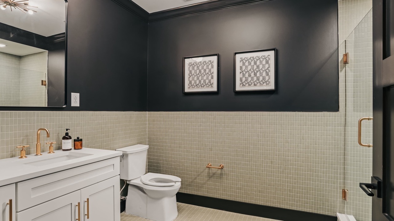 Photo of Bathroom in Arts District