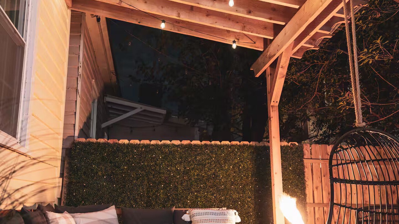 Photo of Patio Balcony in Savannah Victorian District