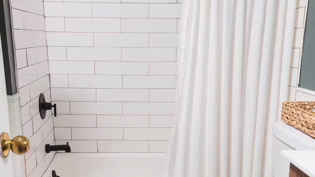 Photo of Bathroom in Savannah Victorian District