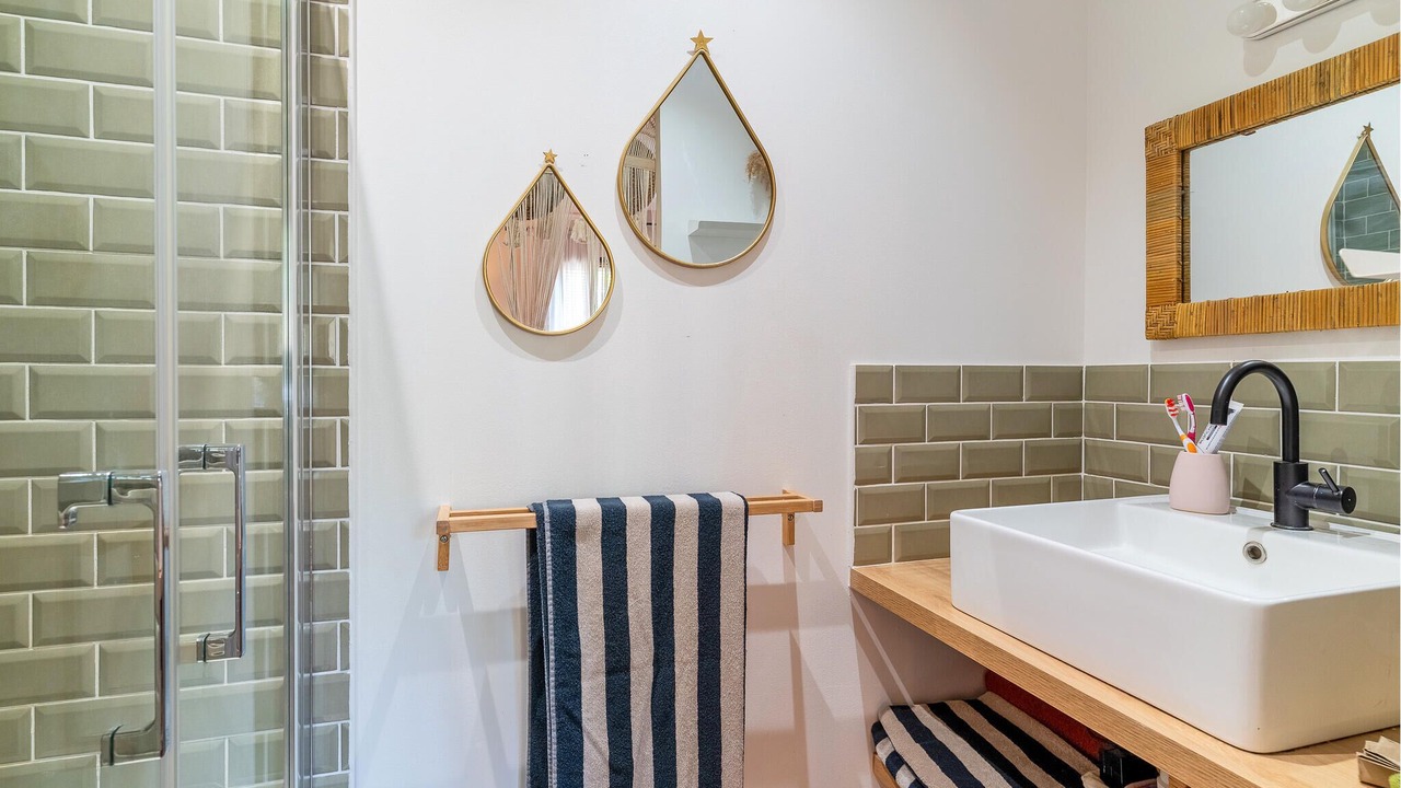 Photo of Bathroom in Gemenos