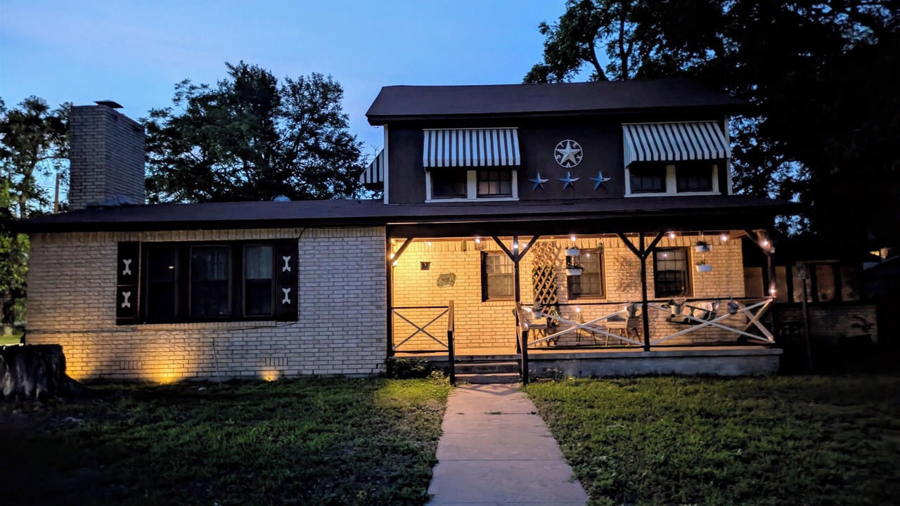 Photo of Outdoor in Cameron