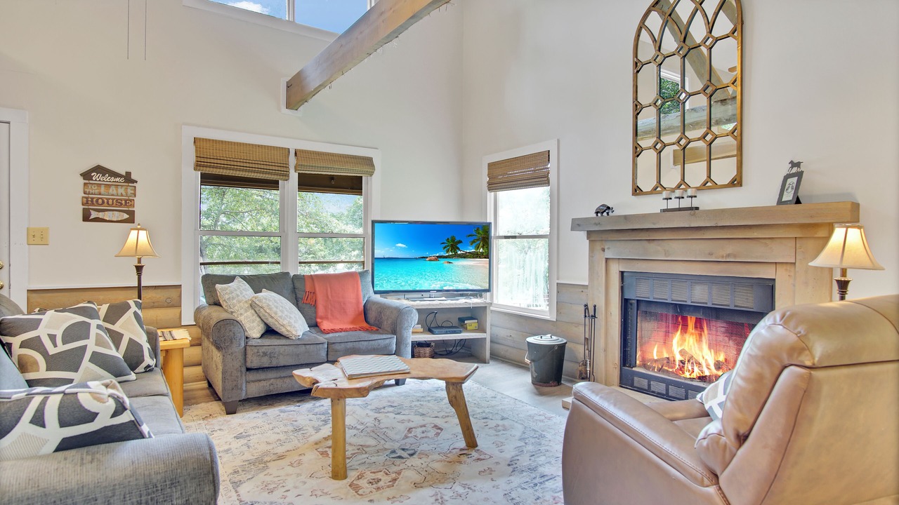 Photo of Livingroom in Town Creek