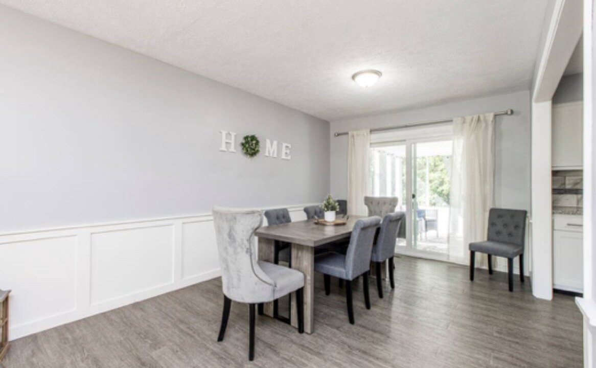 Photo of Livingroom in Bloomington