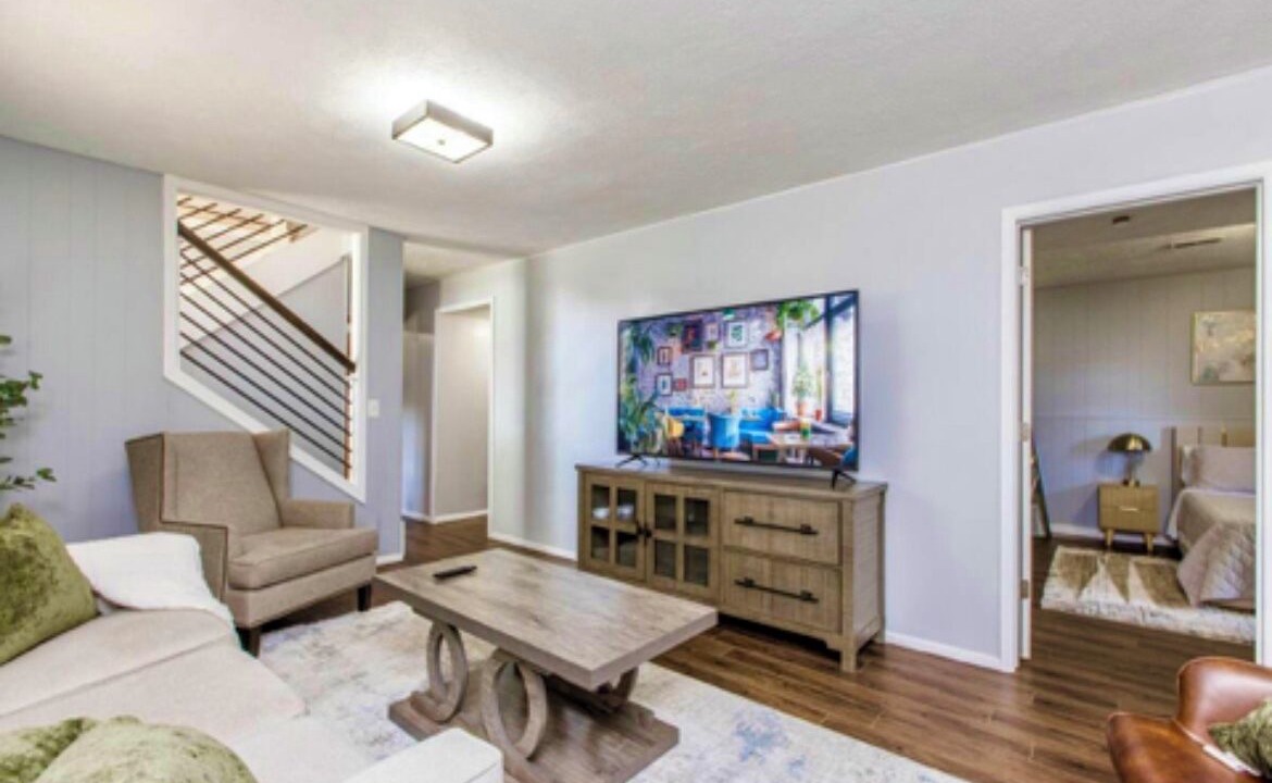 Photo of Livingroom in Bloomington