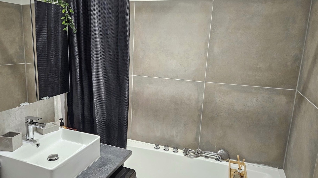 Photo of Bathroom in Quartier Pasteur