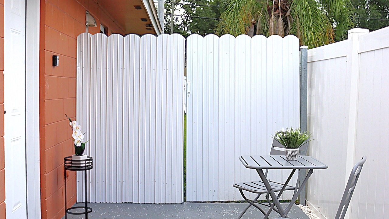 Photo of Outdoor in Bloomingdale