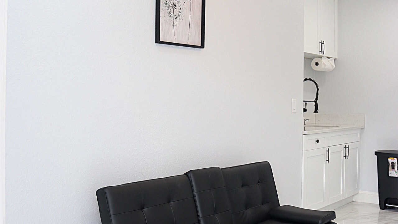 Photo of Livingroom in Bloomingdale