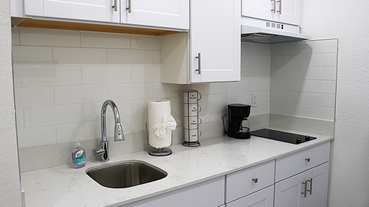 Photo of Kitchen in Lakeview Village