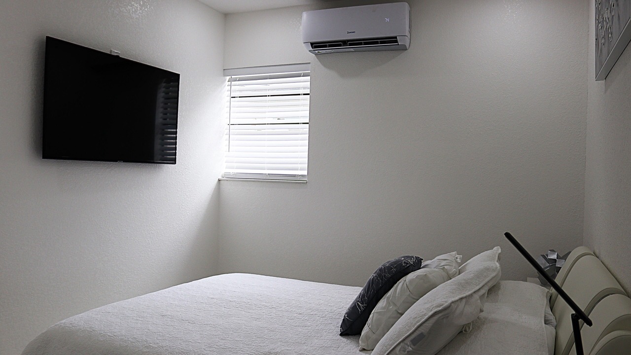 Photo of Bedroom in Lakeview Village