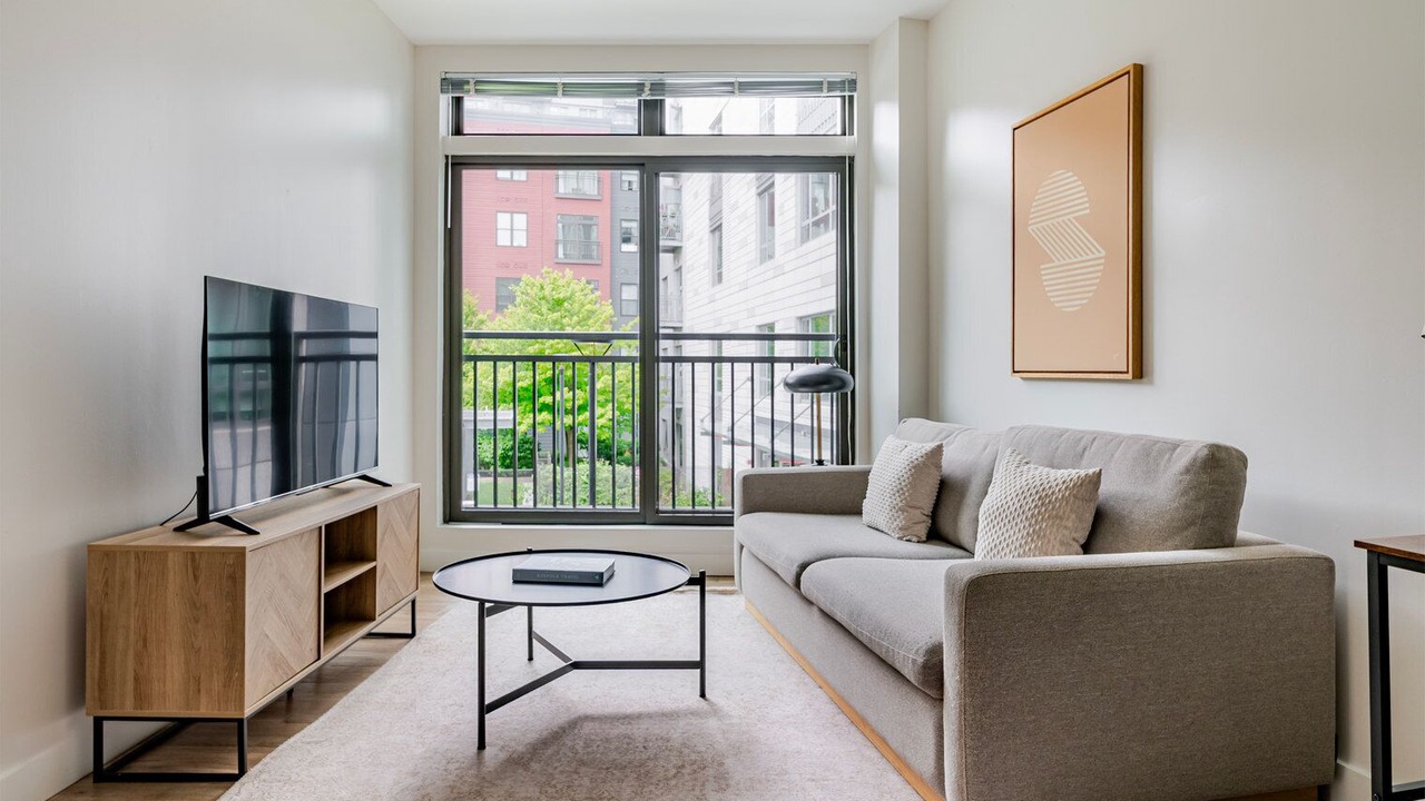 Photo of Livingroom in Assembly Square