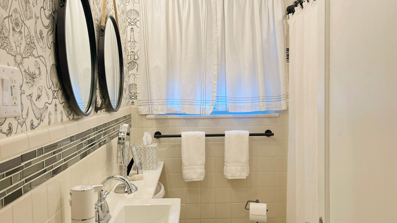 Photo of Bathroom in Del Mar