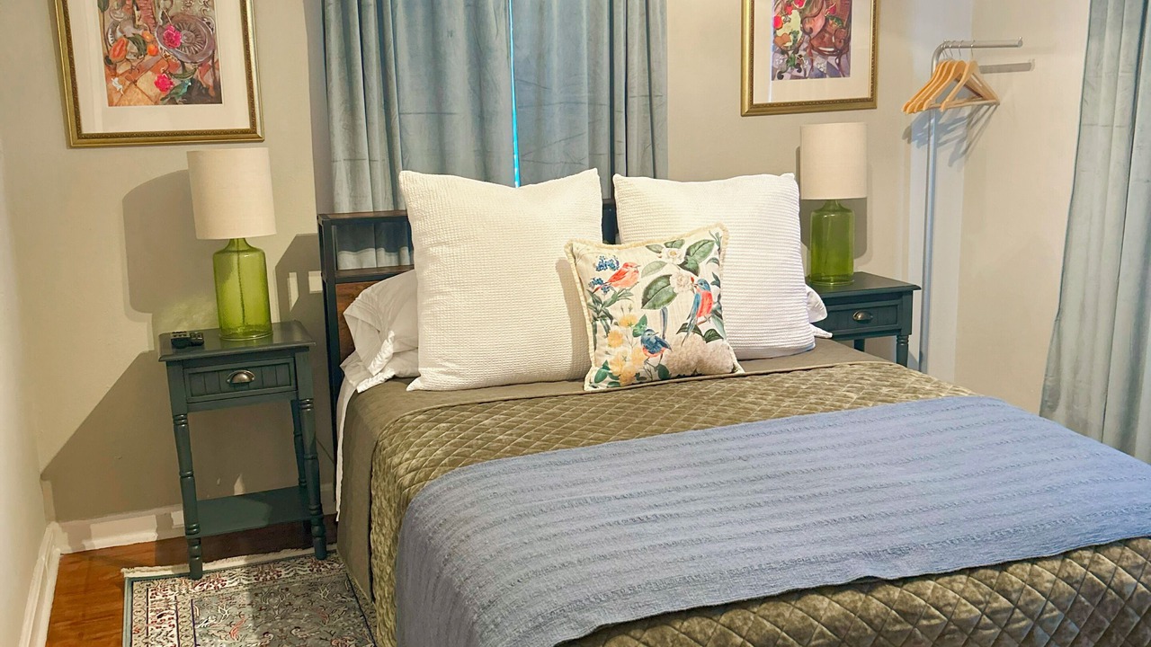 Photo of Bedroom in Del Mar