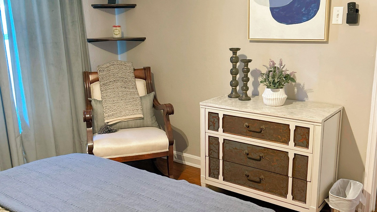 Photo of Bedroom in Del Mar