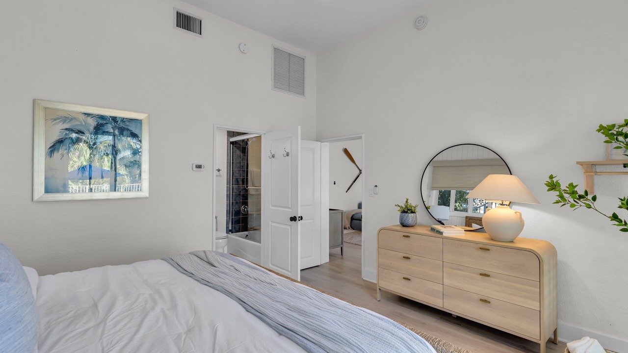 Photo of Bedroom in Marathon