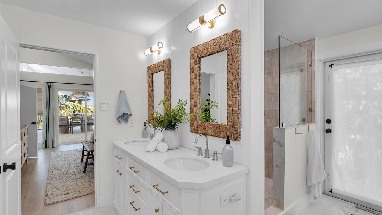 Photo of Bathroom in Marathon