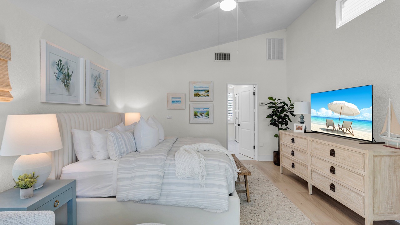 Photo of Bedroom in Marathon