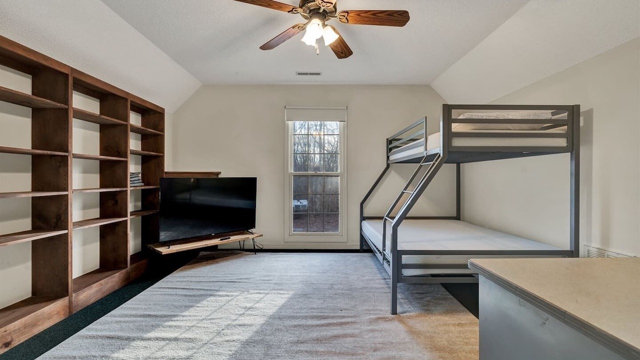 Photo of Bedroom in Sewanee