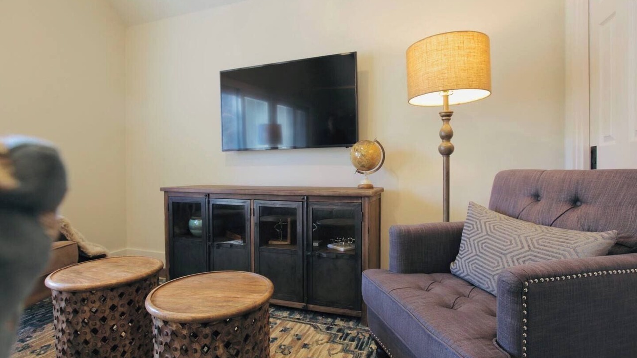 Photo of Livingroom in Green Hills