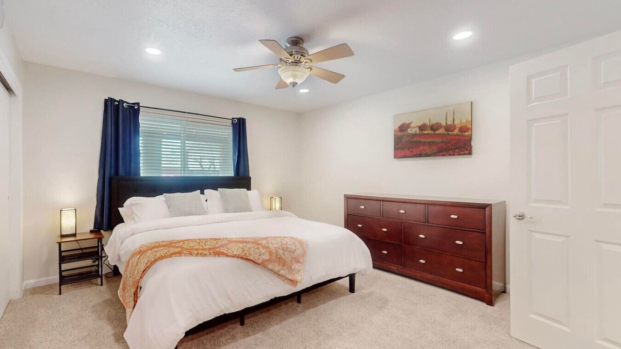 Photo of Bedroom in Northeast Heights