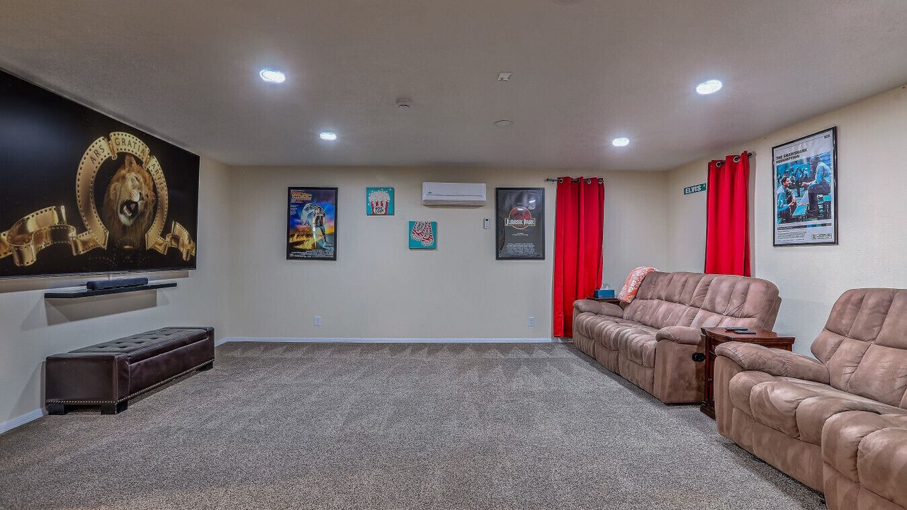 Photo of Livingroom in Northeast Heights