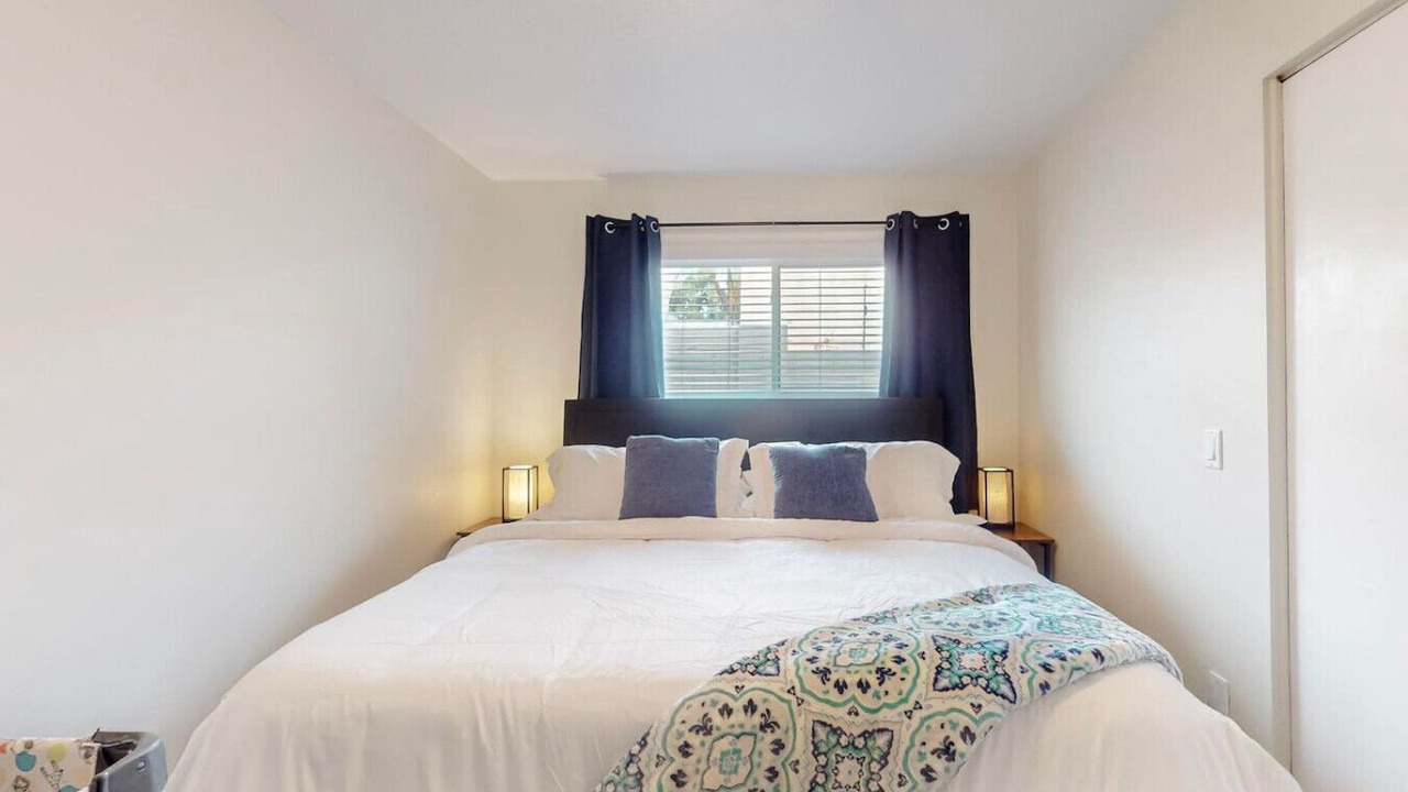 Photo of Bedroom in Northeast Heights