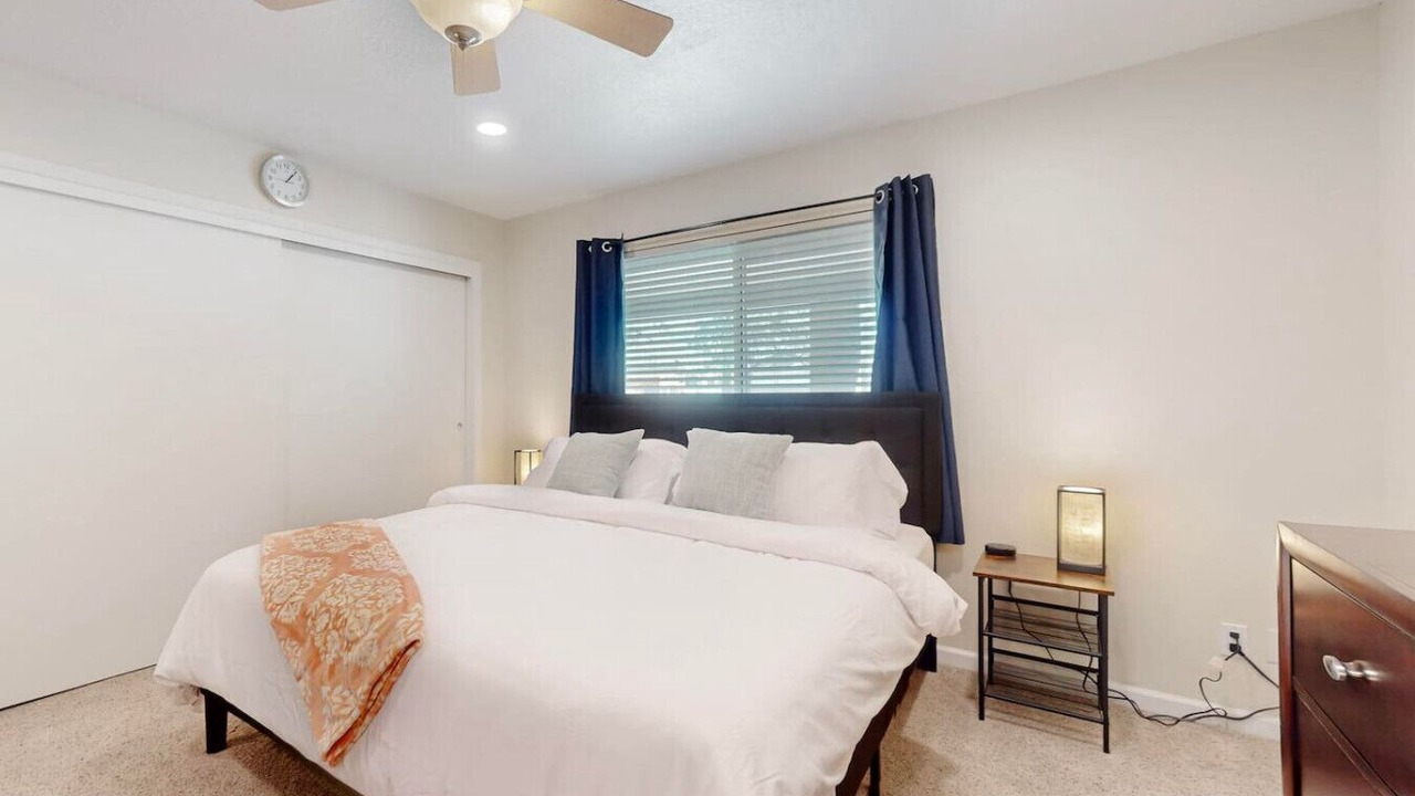 Photo of Bedroom in Northeast Heights