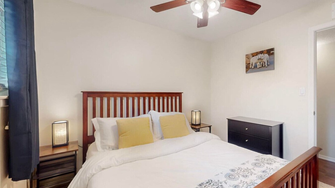 Photo of Bedroom in Northeast Heights