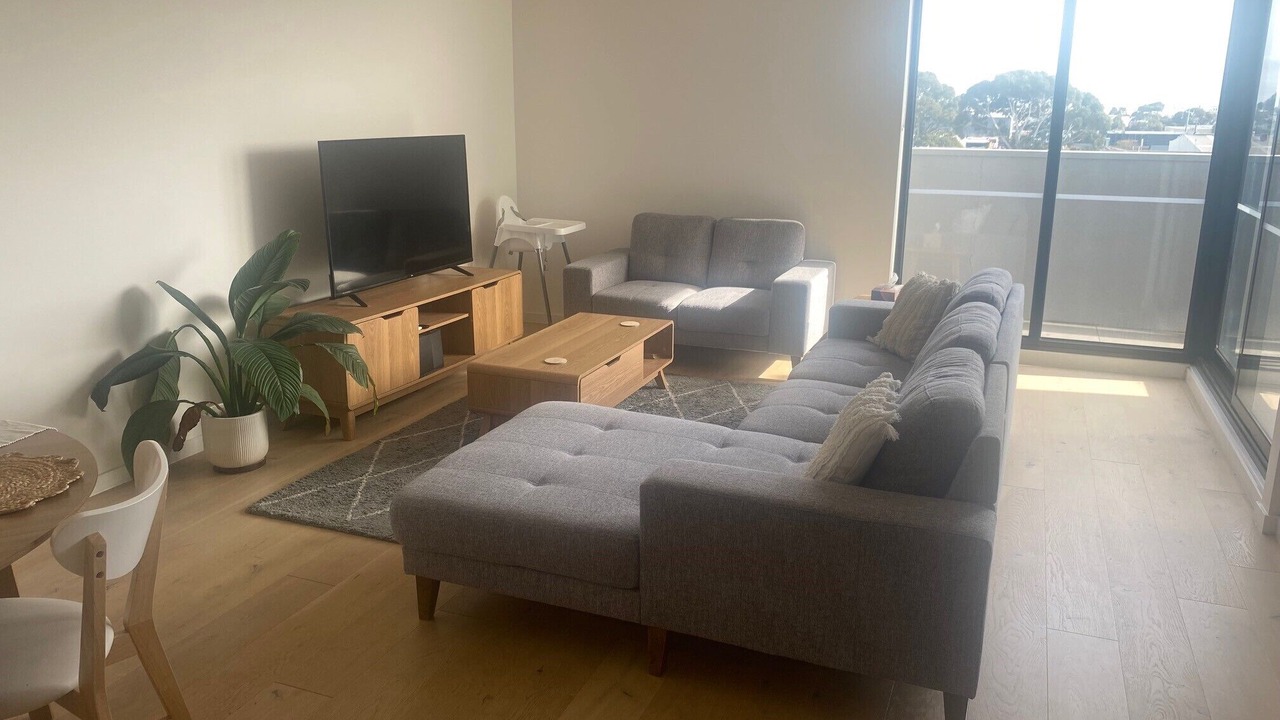 Photo of Livingroom in Airport West