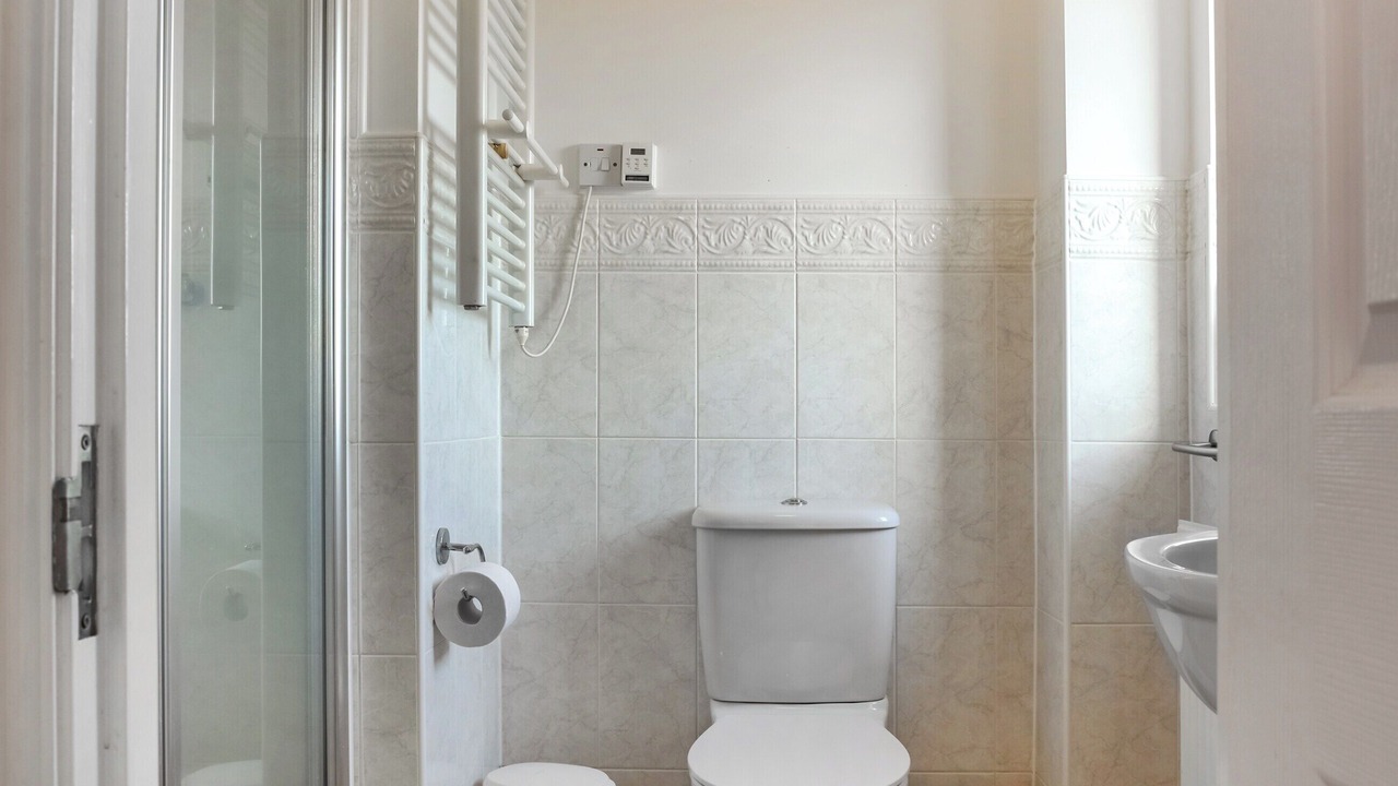 Photo of Bathroom in Newark